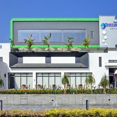Divecube Hotel ไถจง ภายนอก รูปภาพ